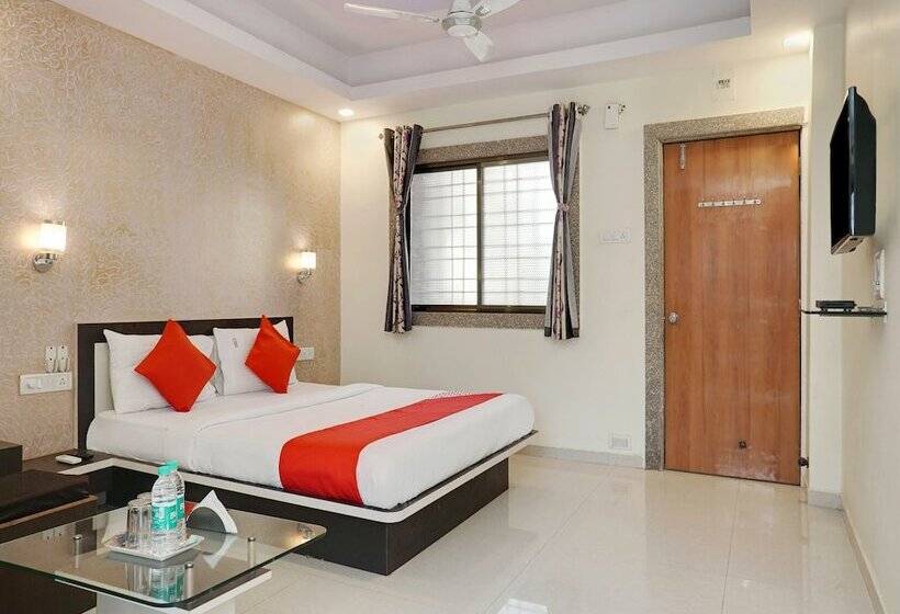 Hotelli Orient Bay Inn By Oyo Rooms