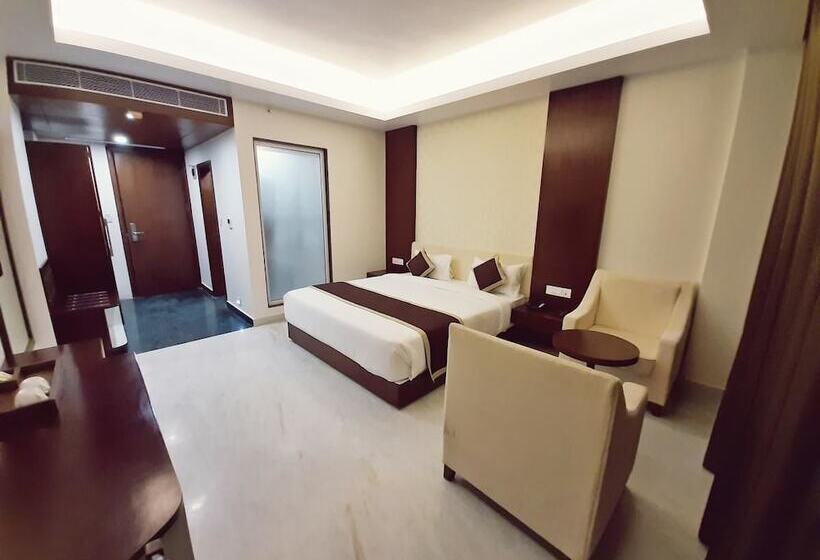 فندق Parmeshwari