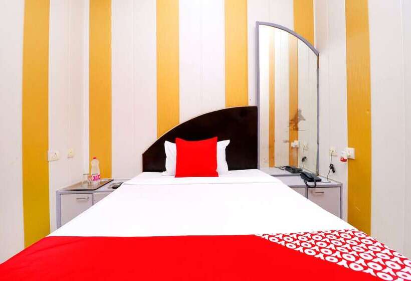 Отель Shahi Mahal By Oyo Rooms