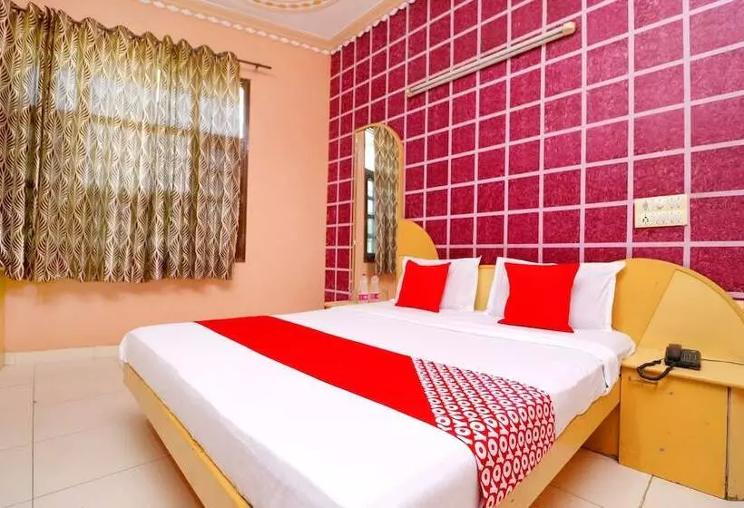 ホテル Shahi Mahal By Oyo Rooms