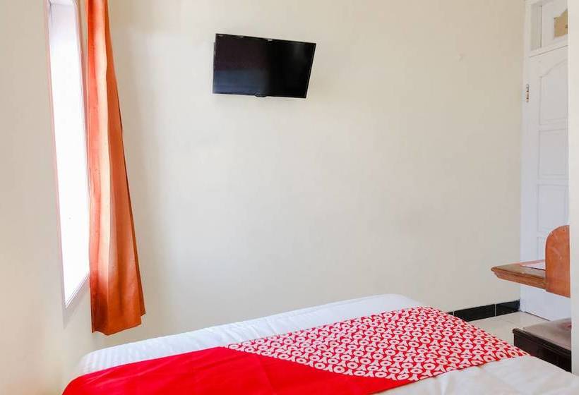 ホテル Tanggulasi Resto & Residence By Oyo Rooms