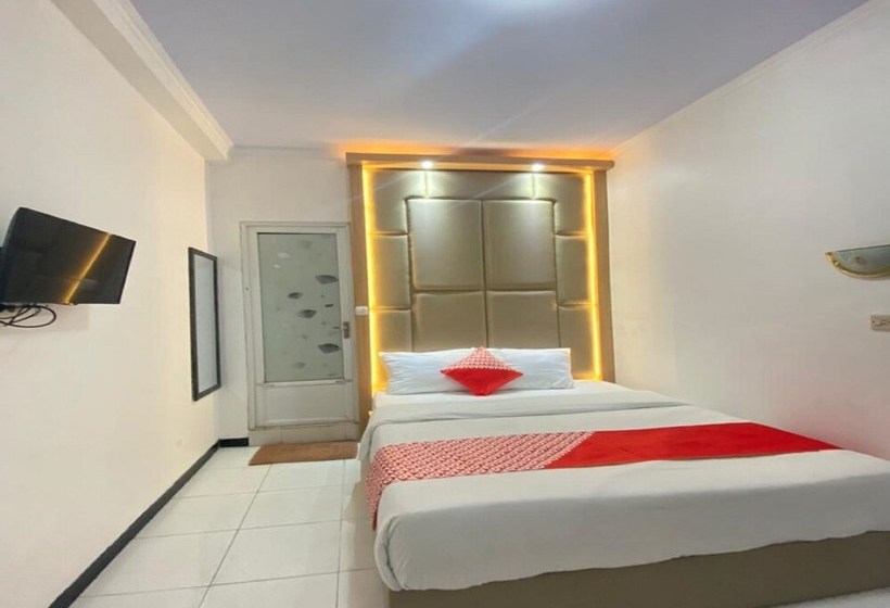 ホテル Tanggulasi Resto & Residence By Oyo Rooms