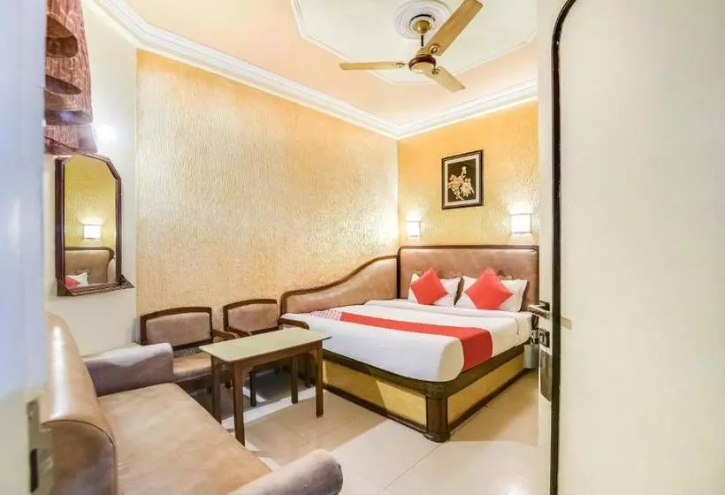 ホテル Oyo 66651 Shree 1008 Chandra Prabhu Digambar Jain Atithi Bhavan