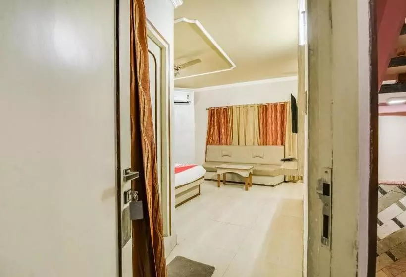 ホテル Oyo 66651 Shree 1008 Chandra Prabhu Digambar Jain Atithi Bhavan