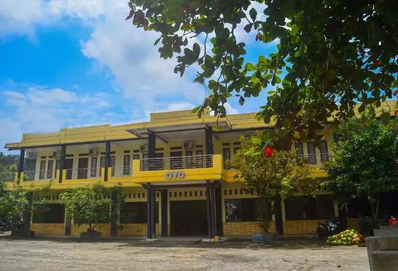 Hotel Oyo 812  Tirta Bahari