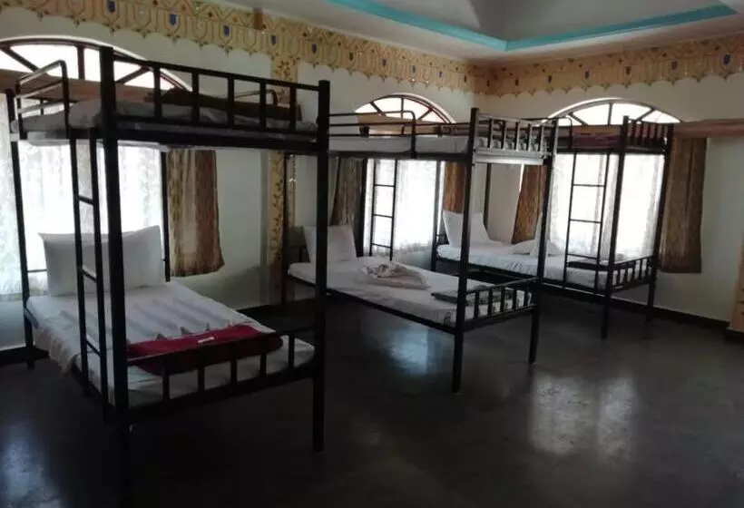 Motelli Riverside Inn