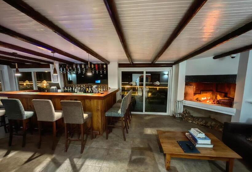 ペンション Oyster Bay Lodge