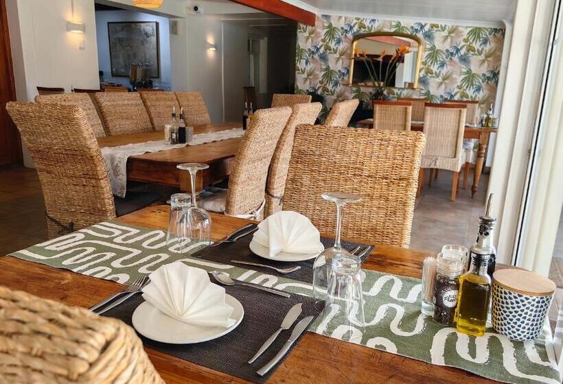 ペンション Oyster Bay Lodge