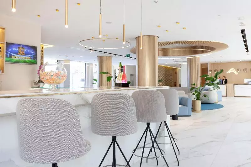 هتل Alanda  Marbella