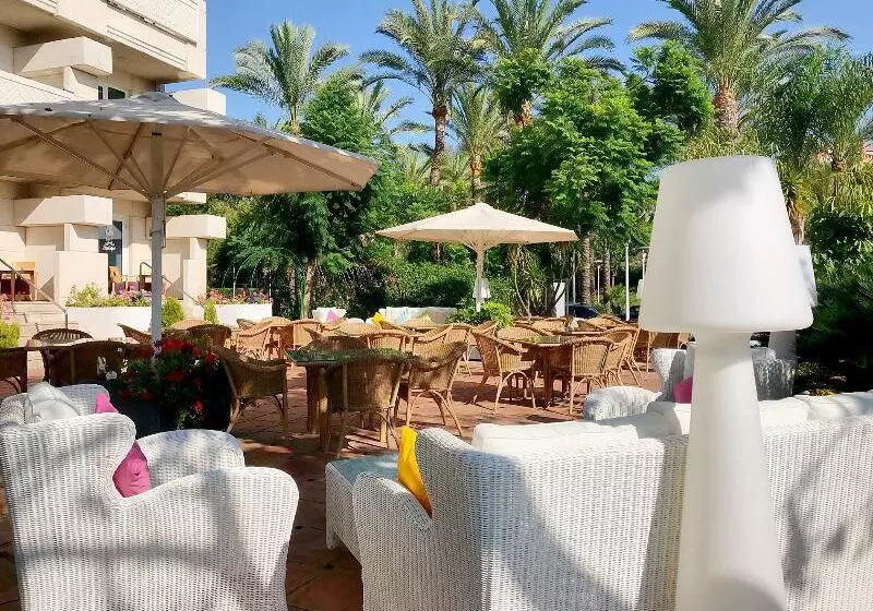 هتل Alanda  Marbella