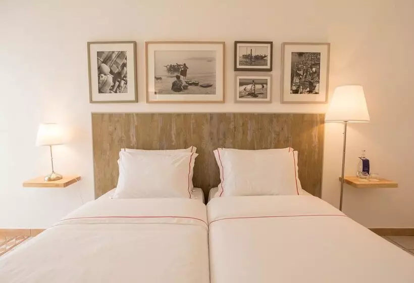 Отель Carvoeiro Plaza