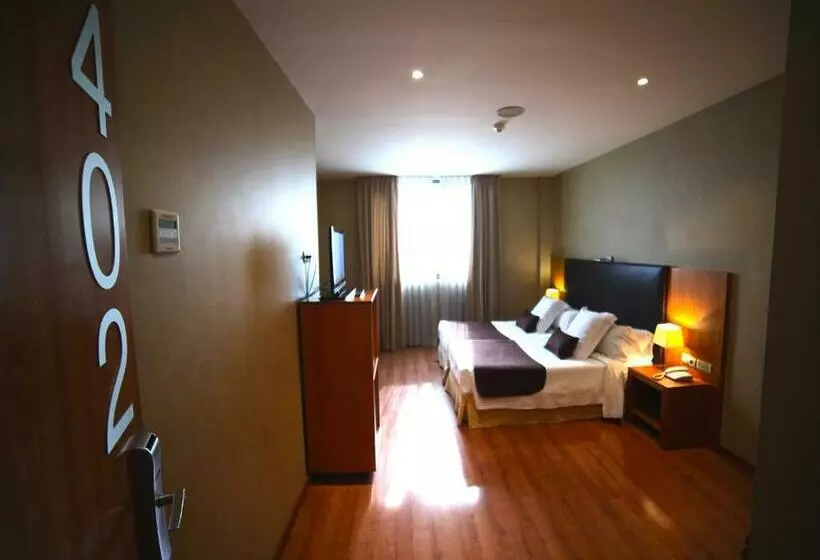Hotel Acta Sant Just