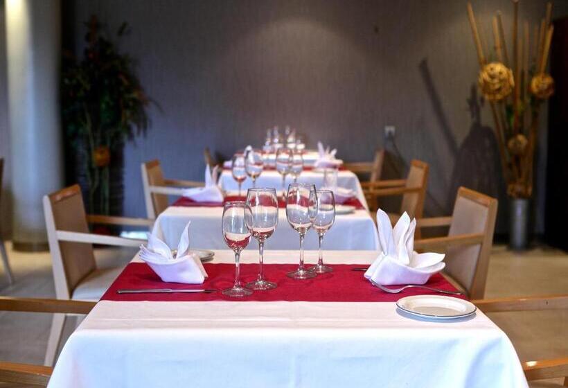 هتل Acta Sant Just