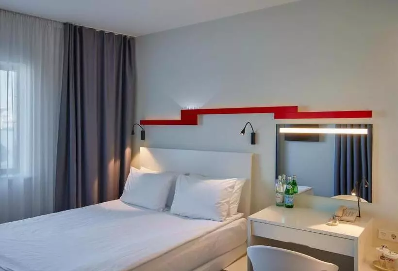 ホテル Holiday Inn Vilnius, An Ihg