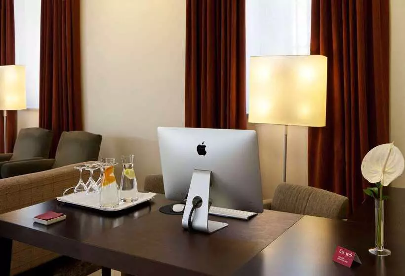 Hotel NH Collection Palacio De Aranjuez