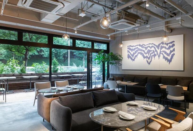 Hotelli The Knot Tokyo Shinjuku