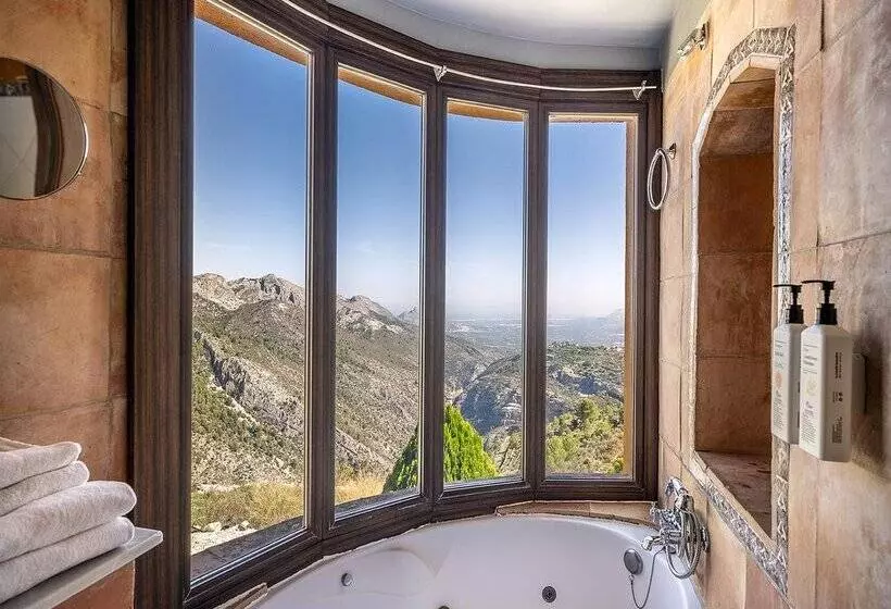 אתר נופש Alahuar