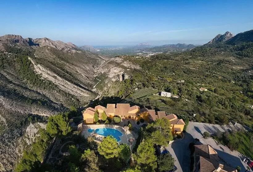 אתר נופש Alahuar