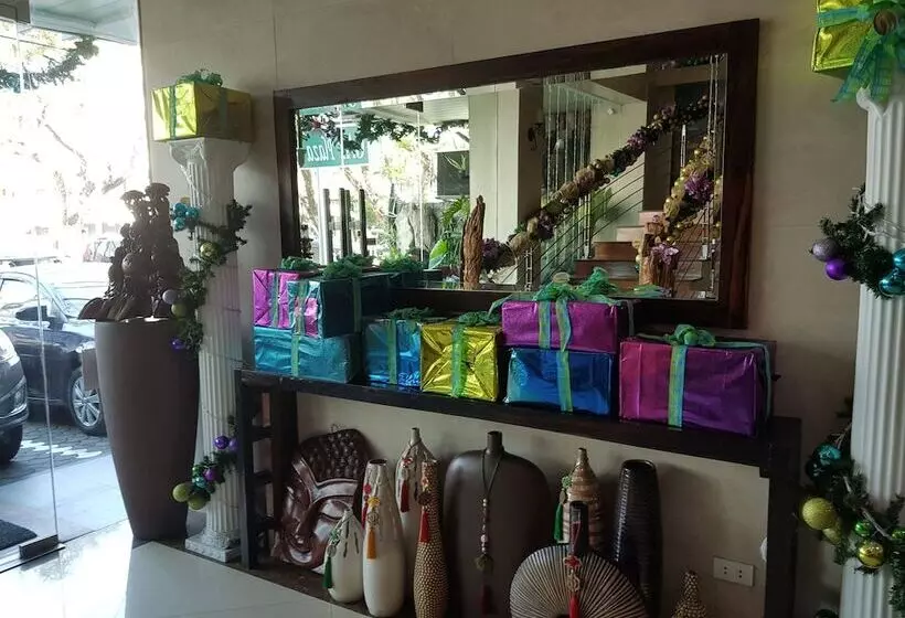 Aamiaismajoitus (B&B) Gap Plaza