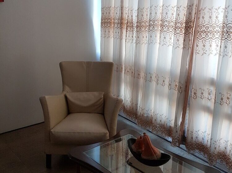 مبيت وإفطار Gap Plaza