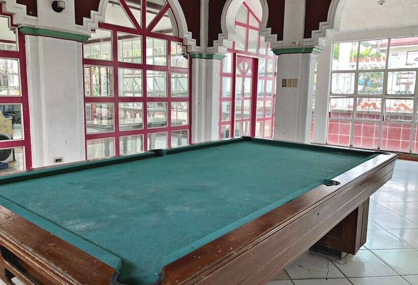 هتل Villa Tagumpay Resort