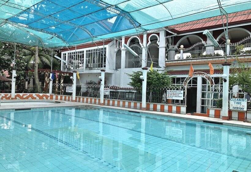 هتل Villa Tagumpay Resort