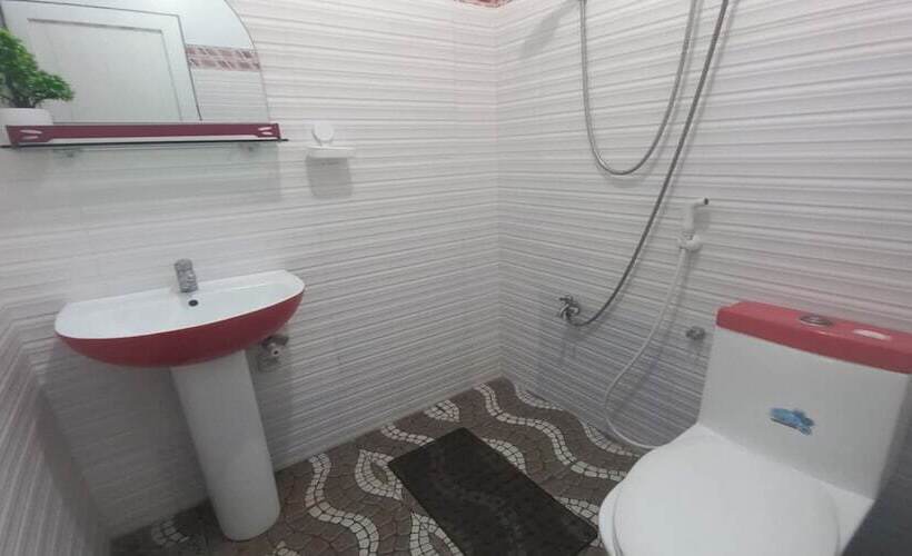 פנסיון Fnt Transient House Near Hundred Islands