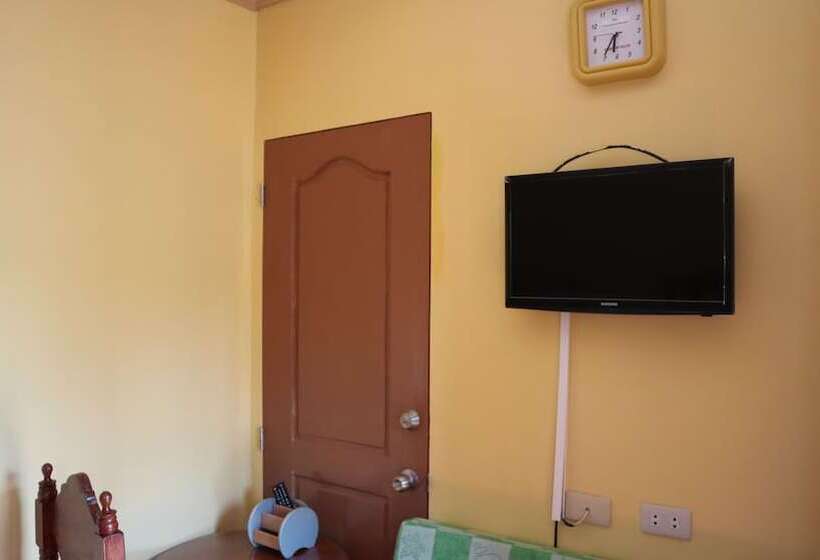 פנסיון Gomeson Villas