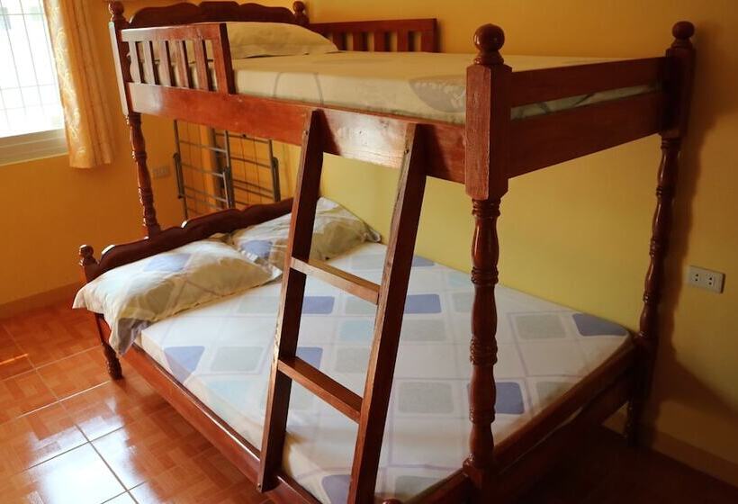 פנסיון Gomeson Villas