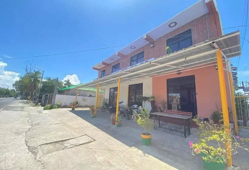 Rbr Hotel And Restaurant