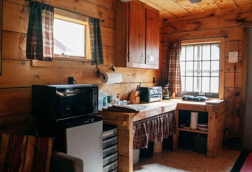 Wellnesste Lodge And Cabin Rentals