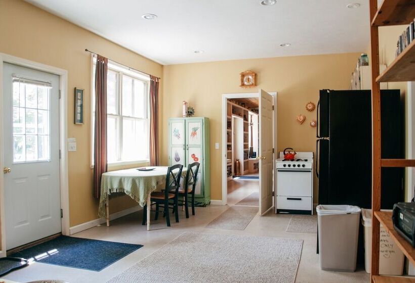 Wellnesste Lodge And Cabin Rentals