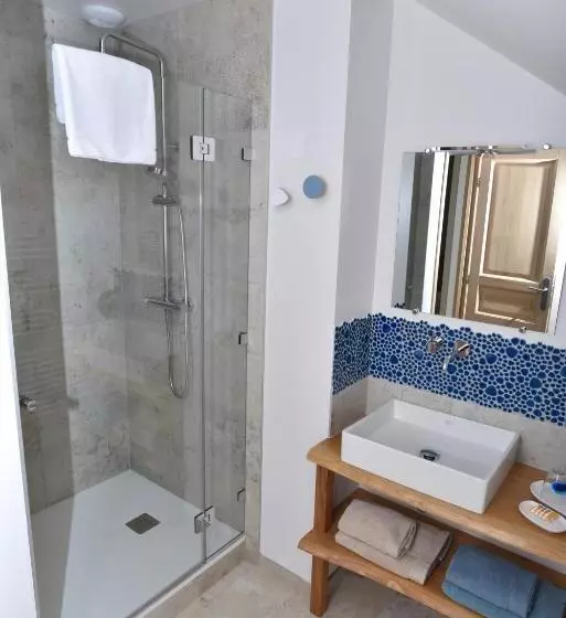 Hotelli Petite Emeraude