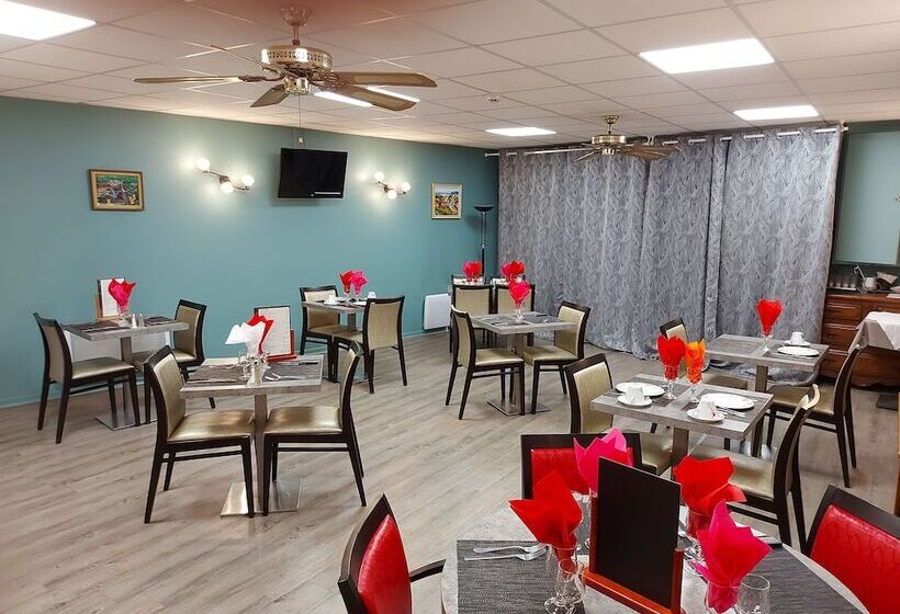 בית מלון כפרי De La Paix