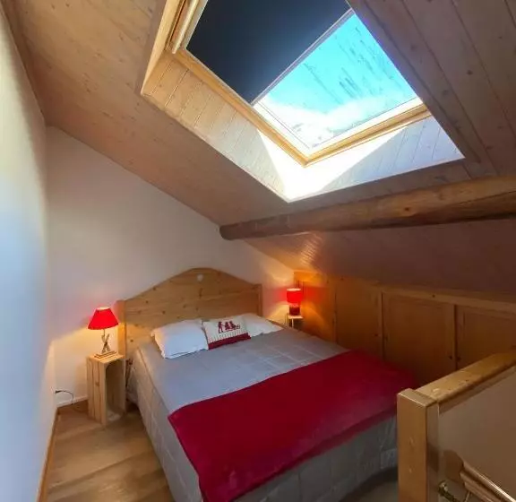 Отель Hôtel Du Grand Mont