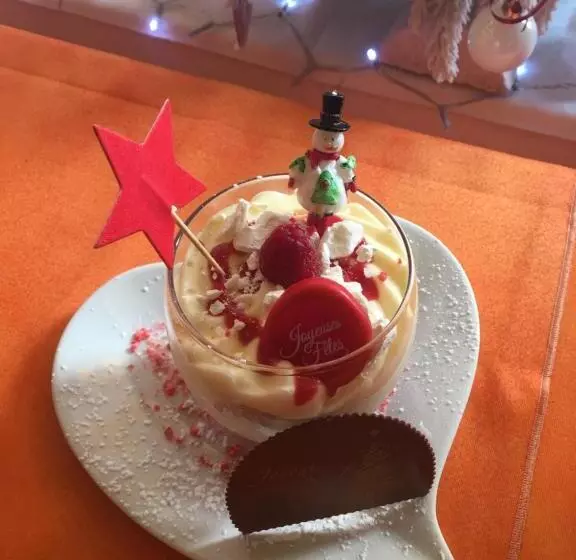 Отель Hôtel Du Grand Mont