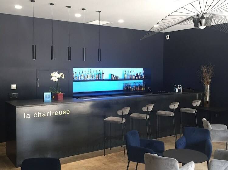 בית מלון כפרי Hôtel Restaurant La Chartreuse Logis De France