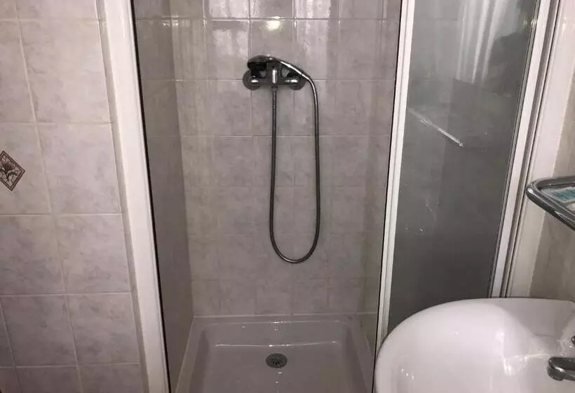 فندق Le Provençal