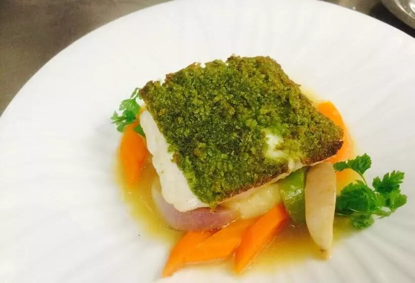 ホテル Logis Hôtel Au Croissant