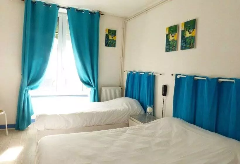 ホテル Logis Hôtel Au Croissant