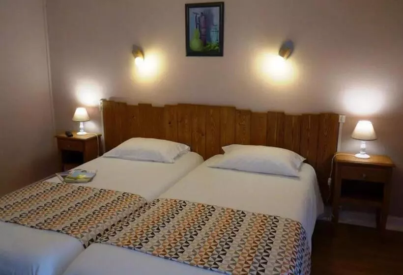 בית מלון כפרי Logis Hôtel Le Cygne