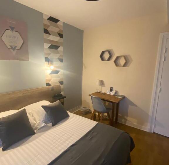 בית מלון כפרי Logis Hôtel Le Cygne