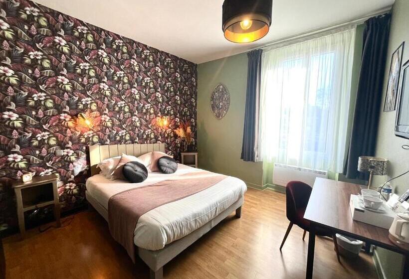 בית מלון כפרי Logis Hôtel Le Cygne