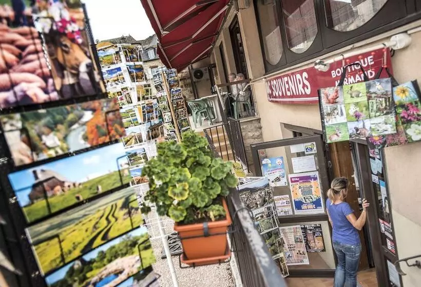 Logis Hotel Restaurant Du Commerce