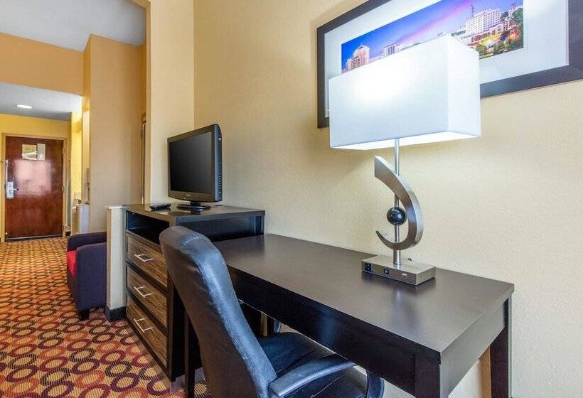 فندق Quality Inn & Suites Montgomery East Carmichael Rd