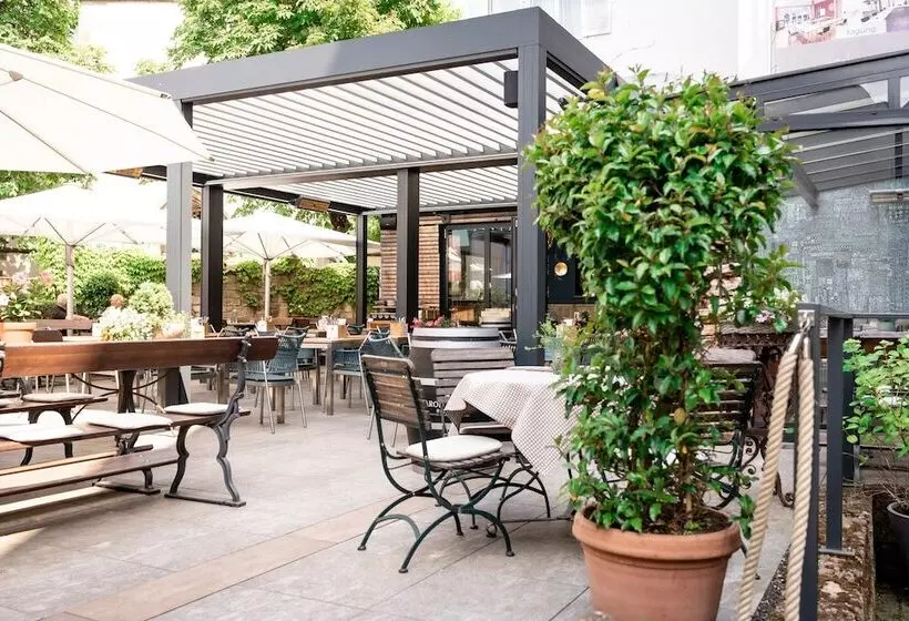 호텔 Restaurant Schwanen