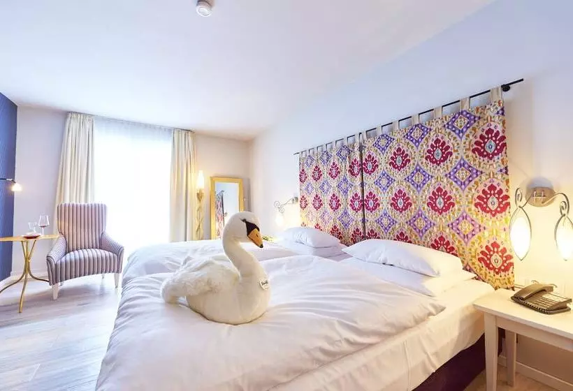 호텔 Restaurant Schwanen