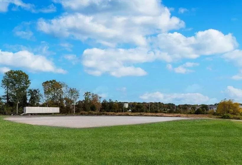 ホテル Sleep Inn Athens I65