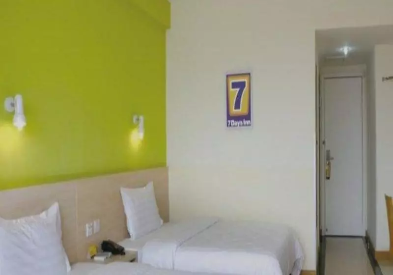 ホテル 7 Days Inn Shangqiu Minzhu Road Walmart Branch