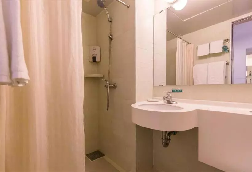 Hotelli Jinjiang Inn Wujiang Zhongshan North Road